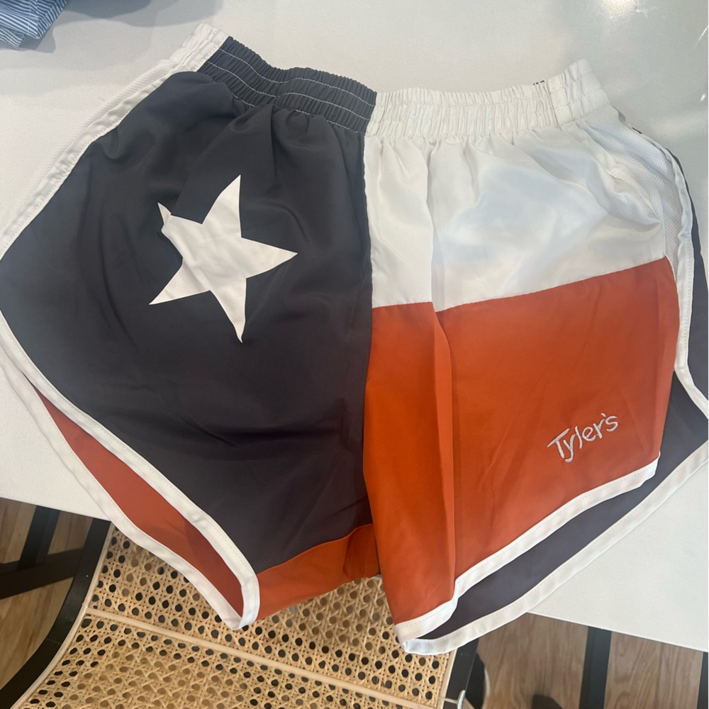 Tyler’s Women’s UT Flag Racer Shorts - L